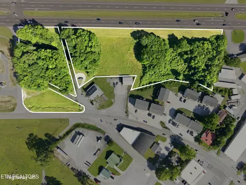 6365 Highway 411, Madisonville, TN 37354