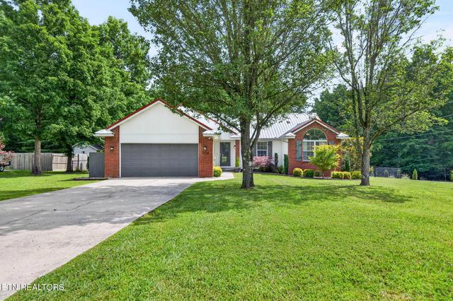 254 Canary Dr, Crossville, TN 38555