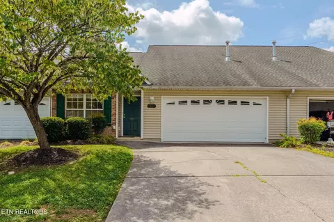 6344 Love Song Ln, Knoxville, TN 37914