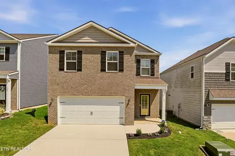 122 Harbour Pointe Ln, Oak Ridge, TN 37830