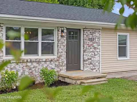 2021 Berea Ave, Knoxville, TN 37920