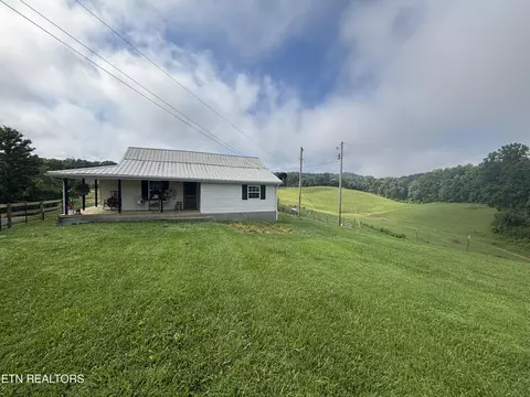 473 W High Knob Rd, La Follette, TN 37766
