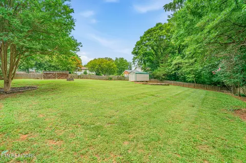 9717 Tallahassee Dr, Knoxville, TN 37923