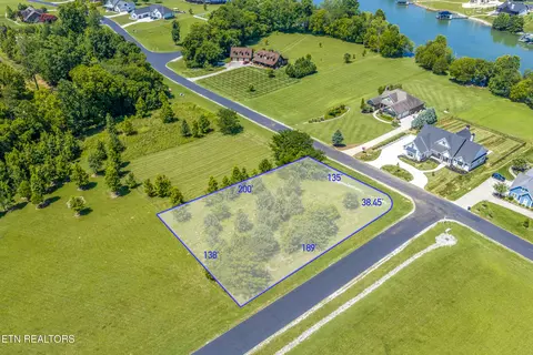 271 W Shore Dr, Rockwood, TN 37854