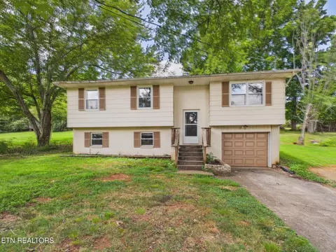 3724 Melissa Ln, Maryville, TN 37801