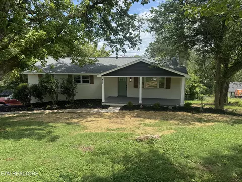403 Hickory St, Clinton, TN 37716