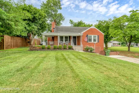 307 S Everett High Rd, Maryville, TN 37804