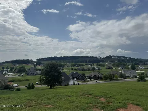 325 Eagle Point Dr, Loudon, TN 37774 photo 2