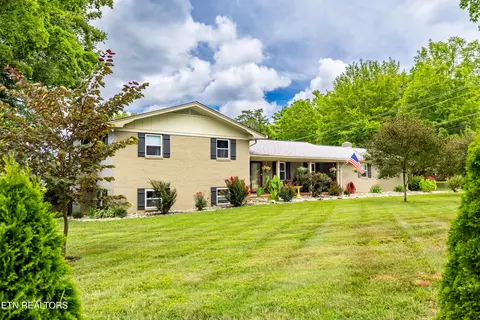 418 Belle Meade Dr, Maryville, TN 37803