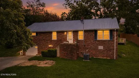 503 S Indiana Ave, La Follette, TN 37766