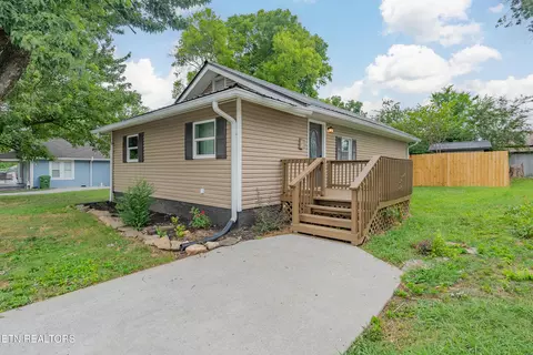 412 Rule St, Maryville, TN 37804