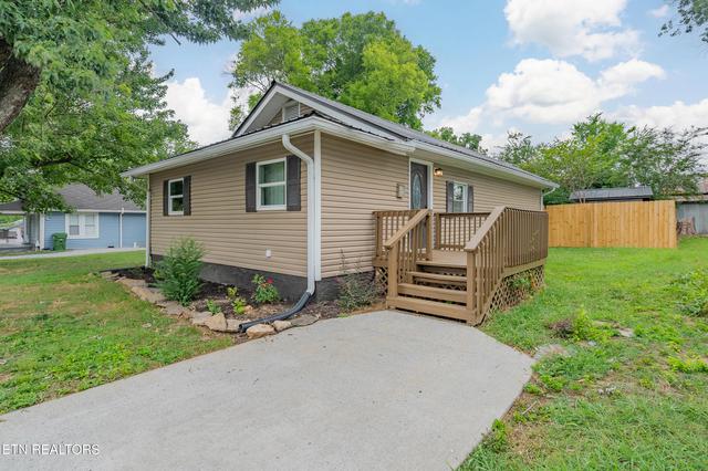 412 Rule St, Maryville, TN 37804