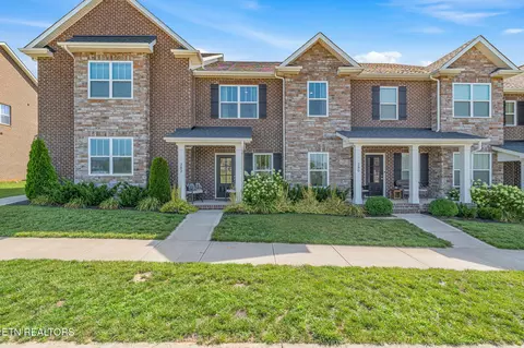 282 Broadberry Ave # 23, Oak Ridge, TN 37830