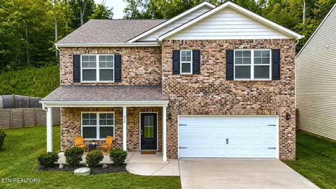 545 Robotic Ln, Knoxville, TN 37920