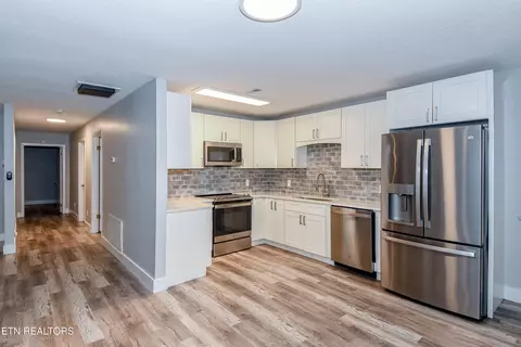 Kitchen - 1354 Fork Rd, Greenback, TN 37742 photo 1 of 2