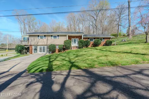3543 Ginn Farm Dr, Knoxville, TN 37920