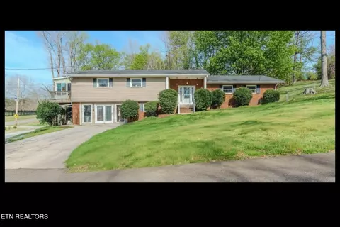 3543 Ginn Farm Dr, Knoxville, TN 37920