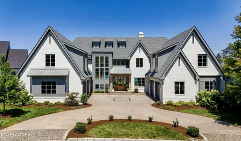 1421 Charlottesville Blvd, Knoxville, TN 37922