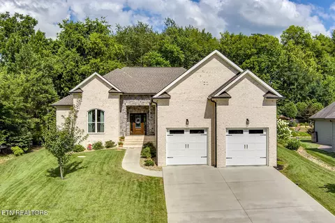 218 Chatuga Way, Loudon, TN 37774