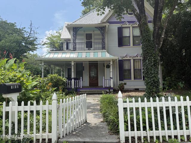 1912 Washington Ave, Knoxville, TN 37917