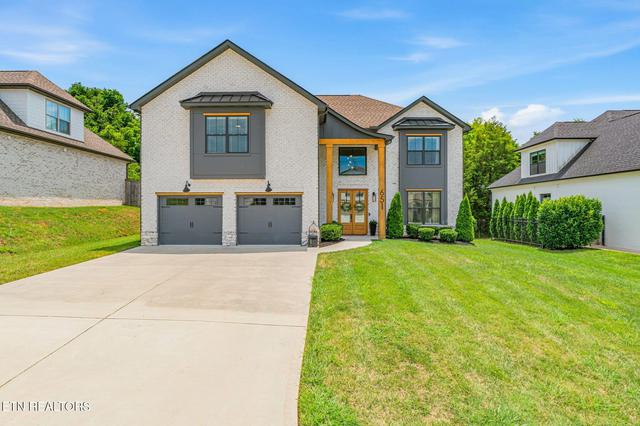 651 Little Turkey Ln, Farragut, TN 37934