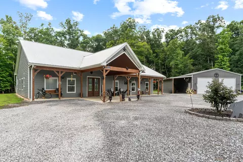 1036 Stokley Ct, Dandridge, TN 37725