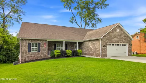 103 Hummingbird Dr, Maryville, TN 37803