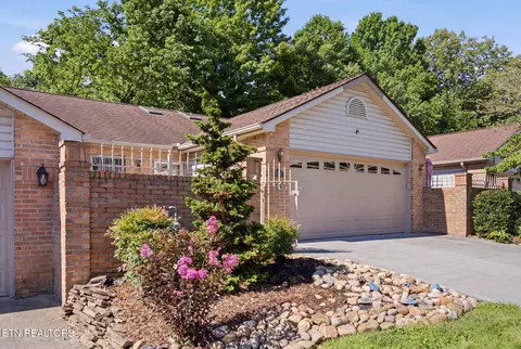 9520 Hyacinth Way, Knoxville, TN 37923