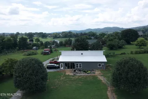 235 Hillcrest Rd, Madisonville, TN 37354