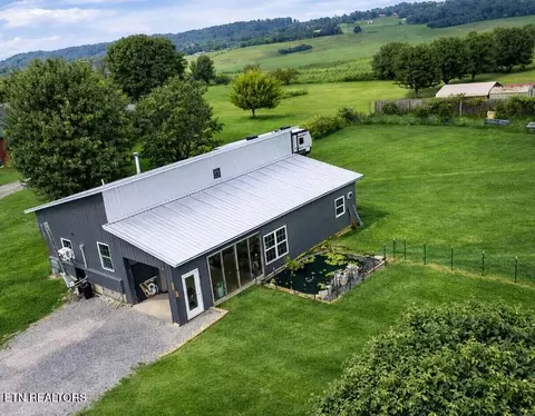 235 Hillcrest Rd, Madisonville, TN 37354
