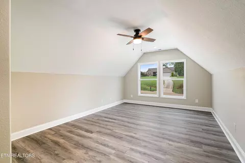 Bedroom - 5109 Gregory Rd, Greenback, TN 37742 photo 7 of 7