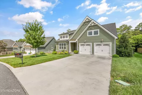 2812 Tallgrass Ln, Knoxville, TN 37932