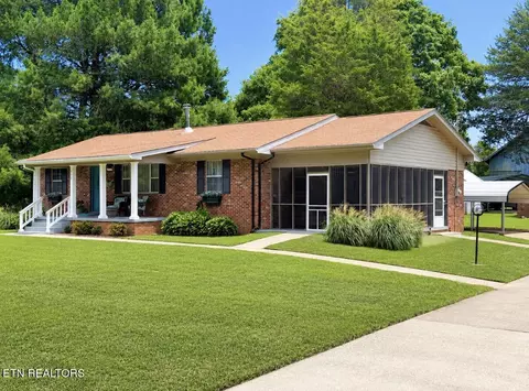 833 Old Athens Rd, Madisonville, TN 37354