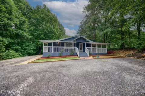 1116 Middle Ridge Rd, Sevierville, TN 37862