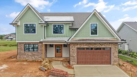 496 Ironwood Ln, Loudon, TN 37774