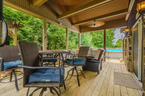 Exterior - 129 Rector Dr, Harrogate, TN 37752 photo 4 of 8