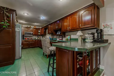 Kitchen - 129 Rector Dr, Harrogate, TN 37752 photo 1 of 4