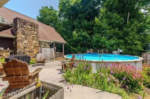 Exterior - 129 Rector Dr, Harrogate, TN 37752 photo 8 of 8