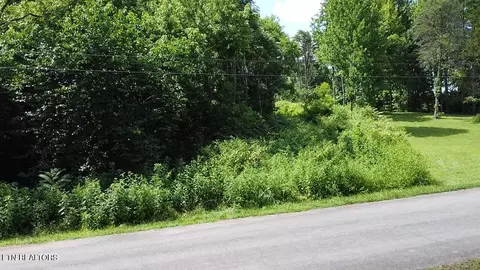 108 Unaka Vw, Sweetwater, TN 37874