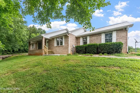 3428 Wilkinson Pike, Maryville, TN 37803