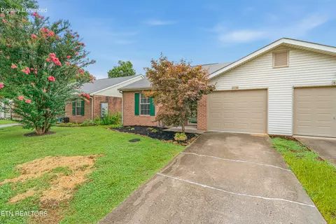 8059 Chambord Way, Powell, TN 37849