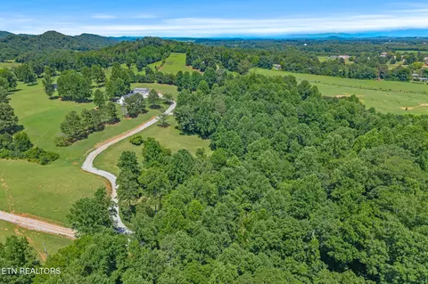 250 Brunner Rd, Madisonville, TN 37354