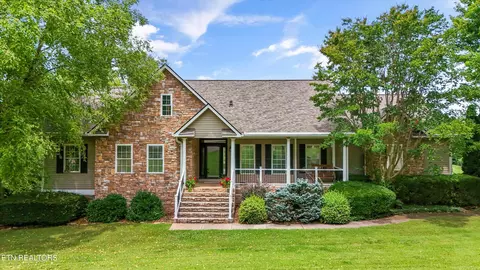 2007 Eastwood Dr, Maryville, TN 37803