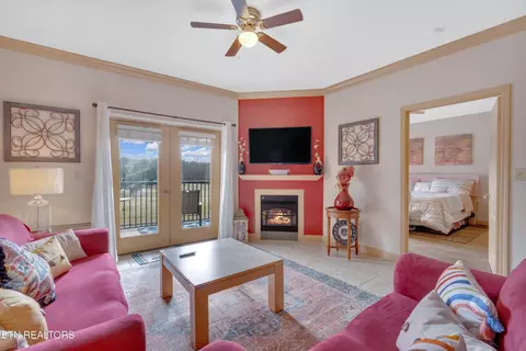 124 Plaza Dr UNIT 3203, Pigeon Forge, TN 37863