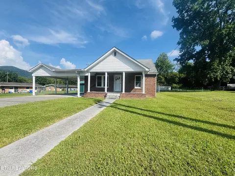 510 Fairground St, Rocky Top, TN 37769