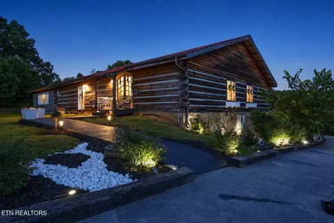 802 Lee Shirley Rd, Maryville, TN 37801