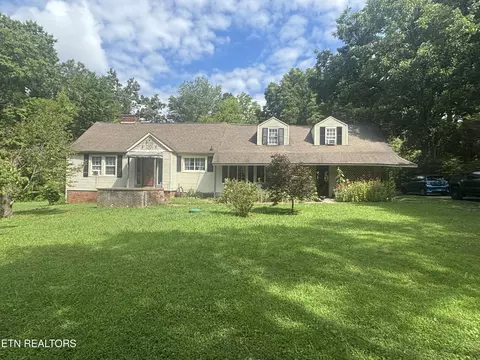 209 E Norton Rd, Knoxville, TN 37920