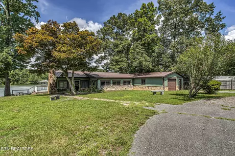 130 Hickory Ln, Kingston, TN 37763