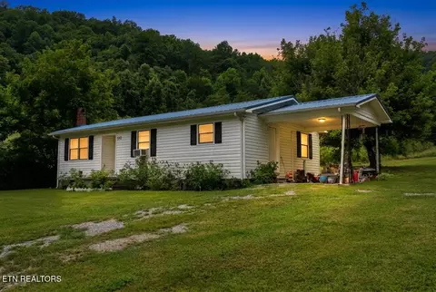 943 Cool Branch Rd, Sneedville, TN 37869