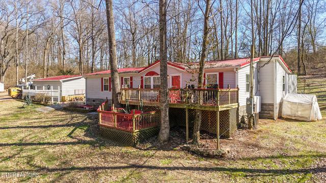 2941 Northlake Dr, Maryville, TN 37801